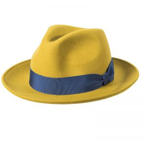Cappello giallo