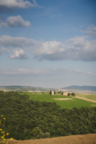 TOSCANA CHIANTI HILLS COLLINE VINO TRAVEL BLOGGER ITALY EMOTIONAL-